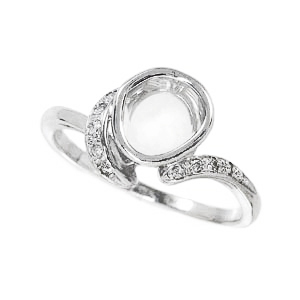 photo:18K White Gold Diamond curved design ring