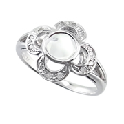 Photo:18K White Gold flower motif Impressive Diamond ring